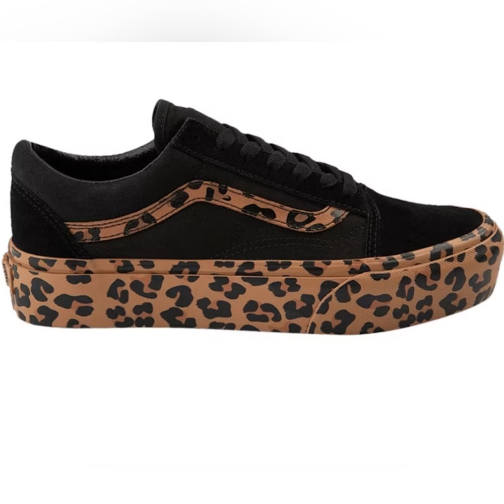 Vans Women's Old Skool Platform Sneakers - Black and Leopard Print - Picture 2 of 7
